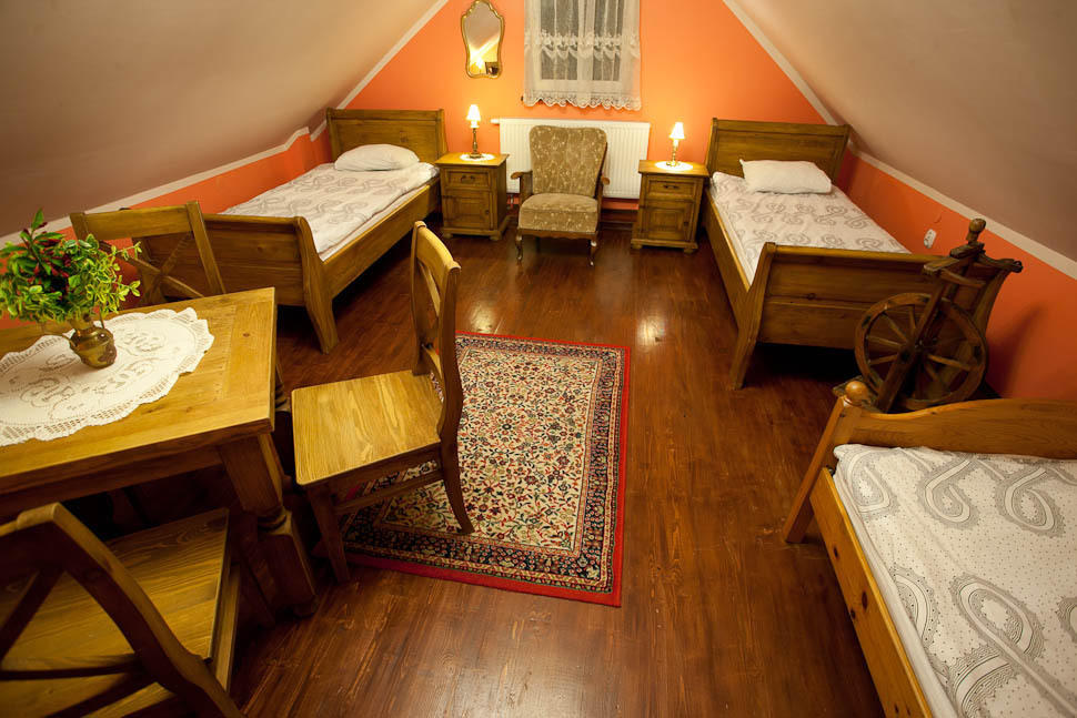 Dwor Na Wichrowym Wzgorzu Bed and Breakfast Przybysławice Exteriör bild