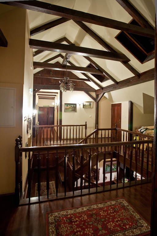 Dwor Na Wichrowym Wzgorzu Bed and Breakfast Przybysławice Exteriör bild