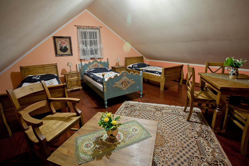 Dwor Na Wichrowym Wzgorzu Bed and Breakfast Przybysławice Exteriör bild